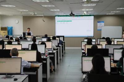 江財(cái)新聞 我校開展Office辦公軟件培訓(xùn)活動(dòng)，助力提升計(jì)算機(jī)軟件數(shù)據(jù)處理服務(wù)能力